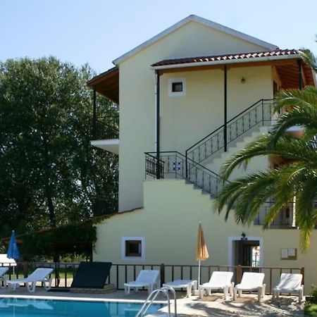 Villa Fondas Roda Bagian luar foto