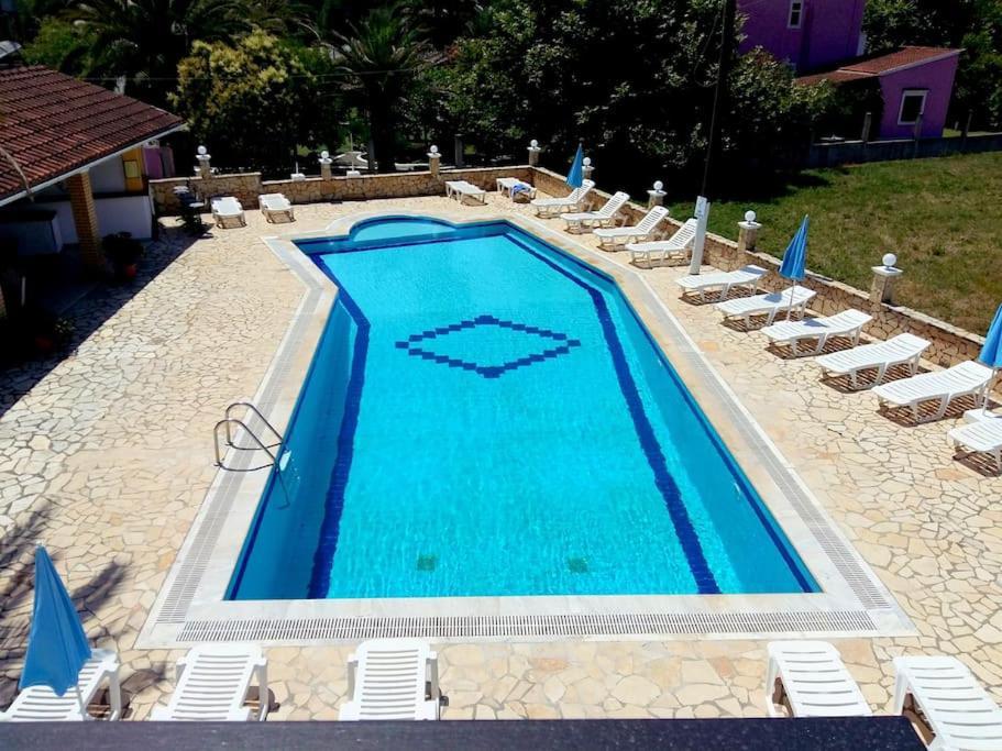 Villa Fondas Roda Bagian luar foto
