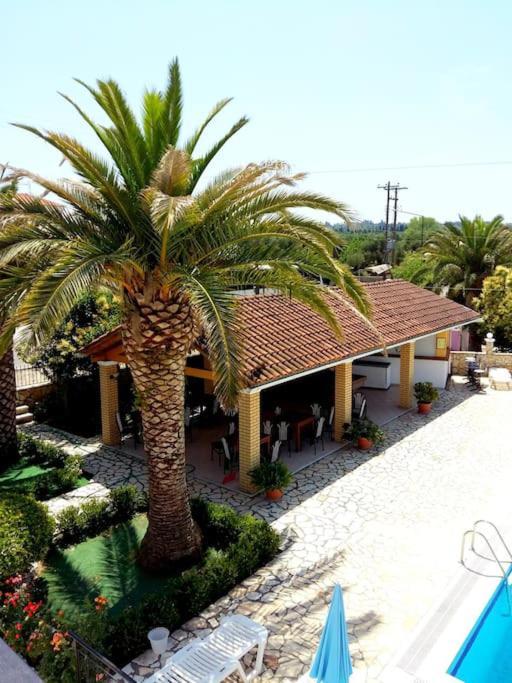 Villa Fondas Roda Bagian luar foto