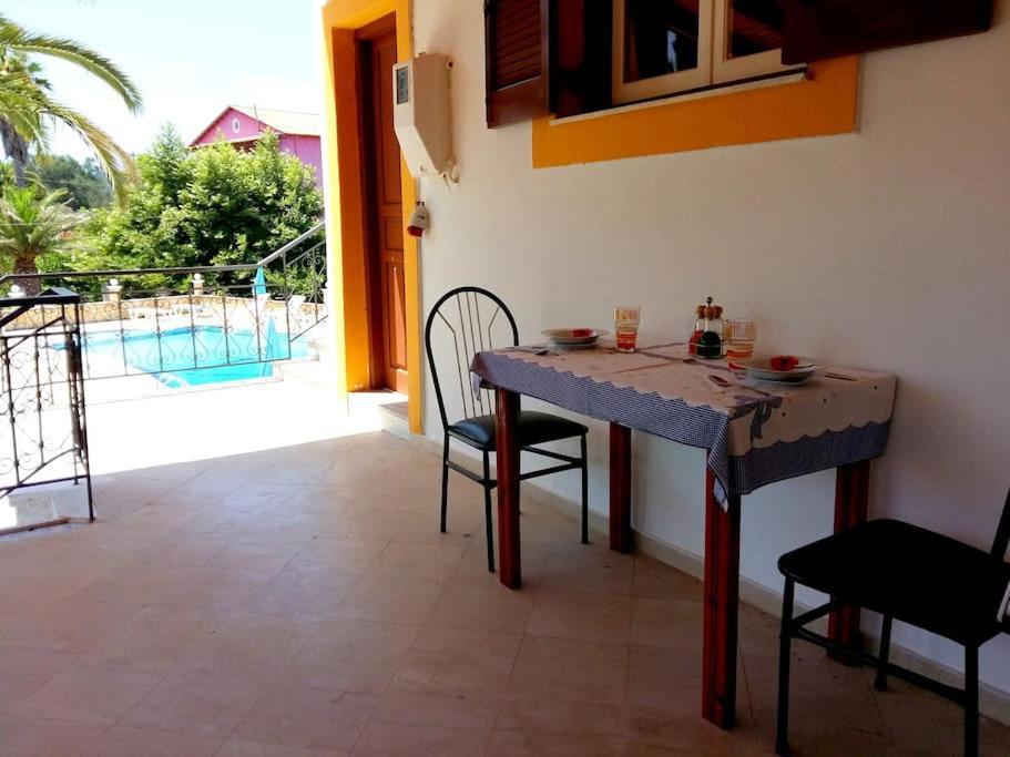 Villa Fondas Roda Bagian luar foto