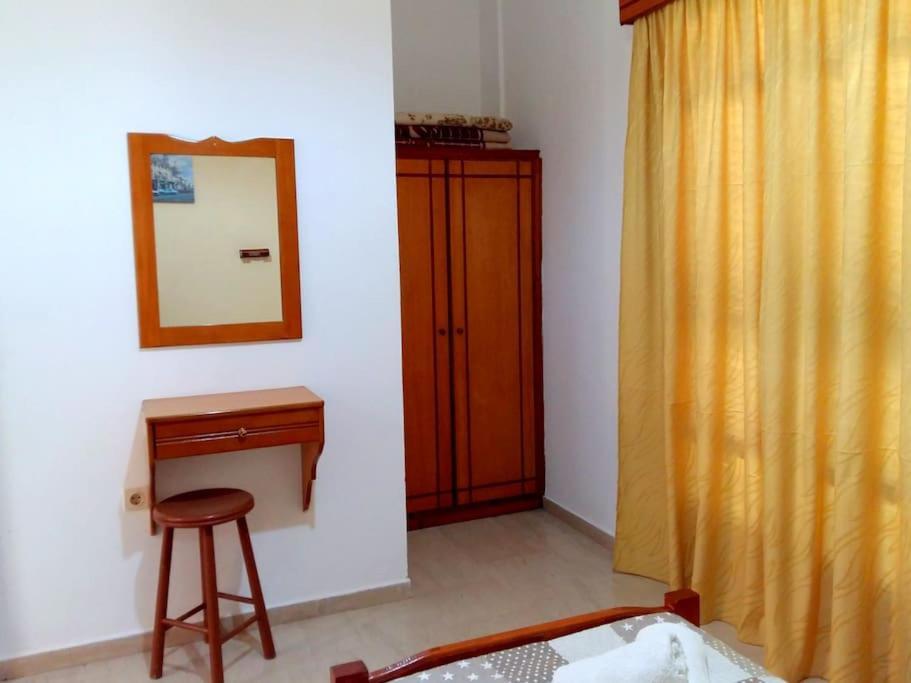Villa Fondas Roda Bagian luar foto